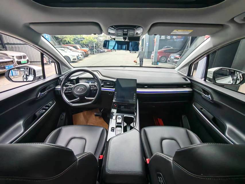Hyundai 380TGDi Flagship TOP Premium