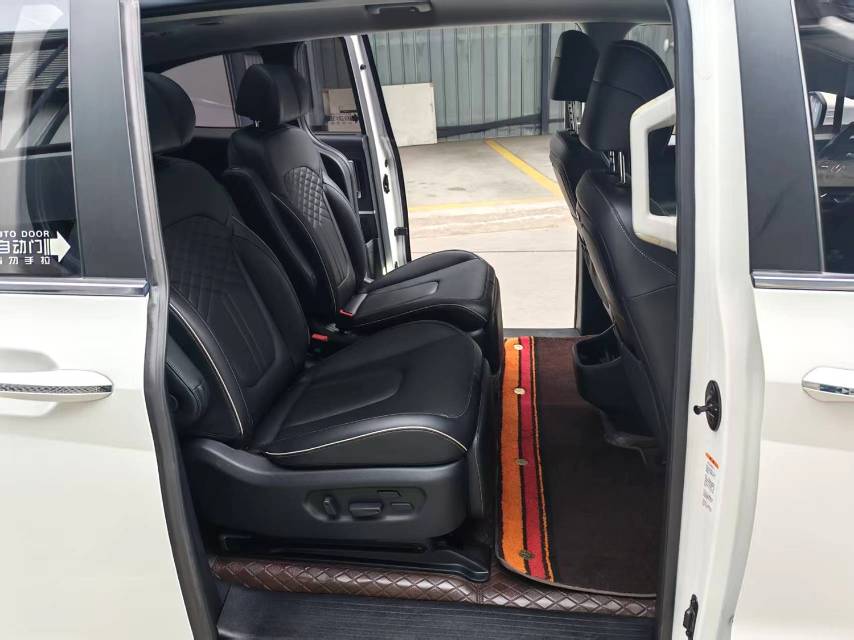 Hyundai 380TGDi Flagship TOP Premium