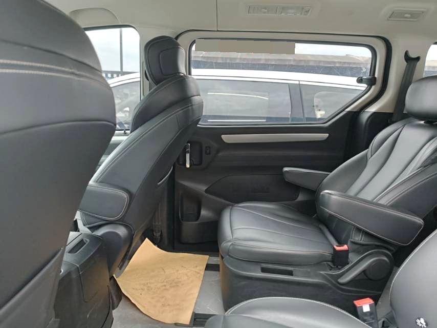 Maxus (LDV) G 10 2.0L Manual Gasoline 7 Seats