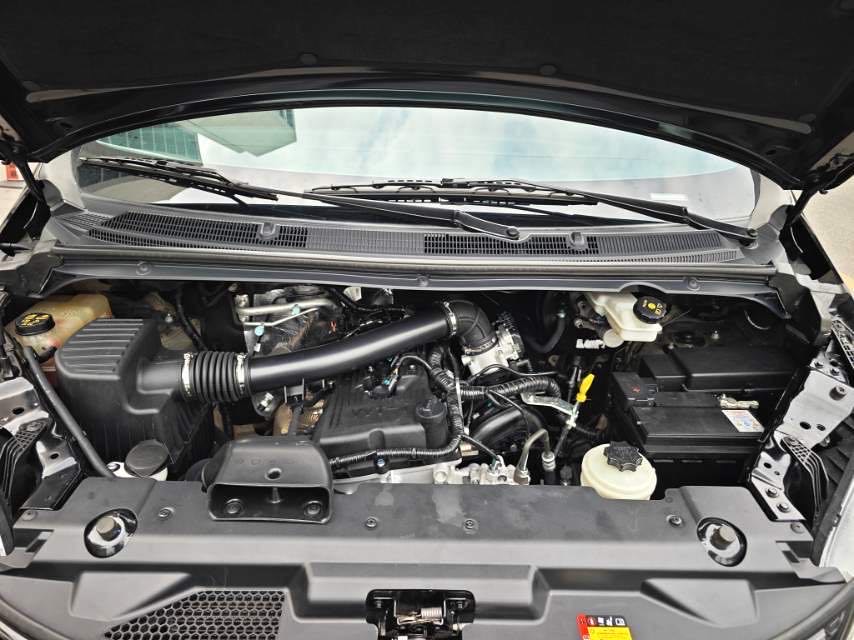 Maxus (LDV) G 10 2.0L Manual Gasoline 7 Seats