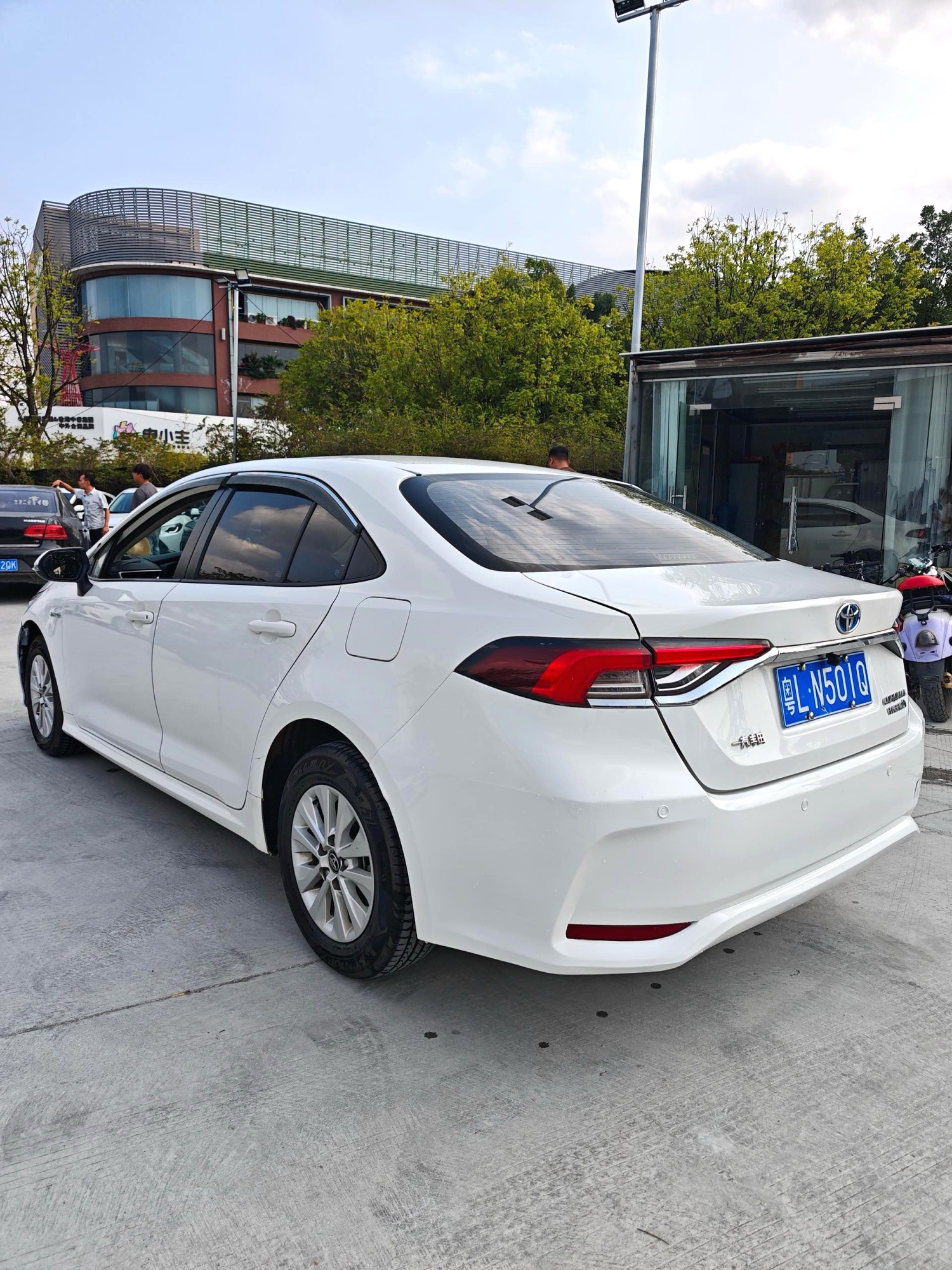 Toyota Corolla Hybrid 1.8L E CVT