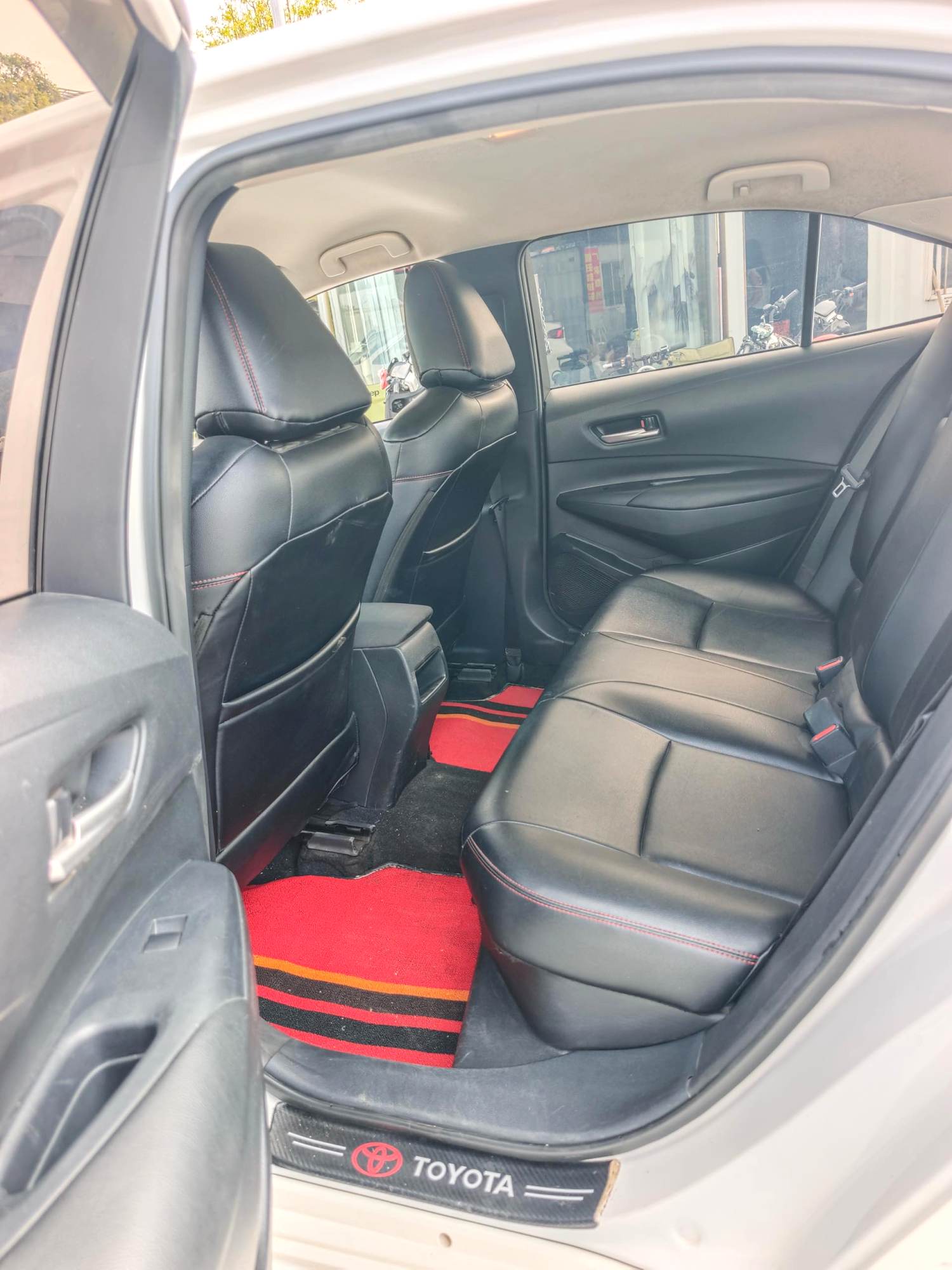 Toyota Corolla Hybrid 1.8L E CVT