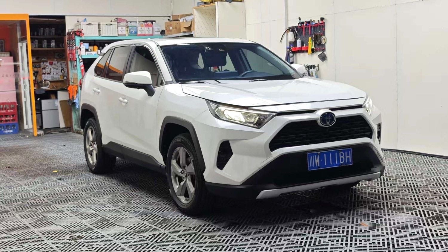 Toyota RAV 4 Hybrid 2.5L E CVT 2WDElite