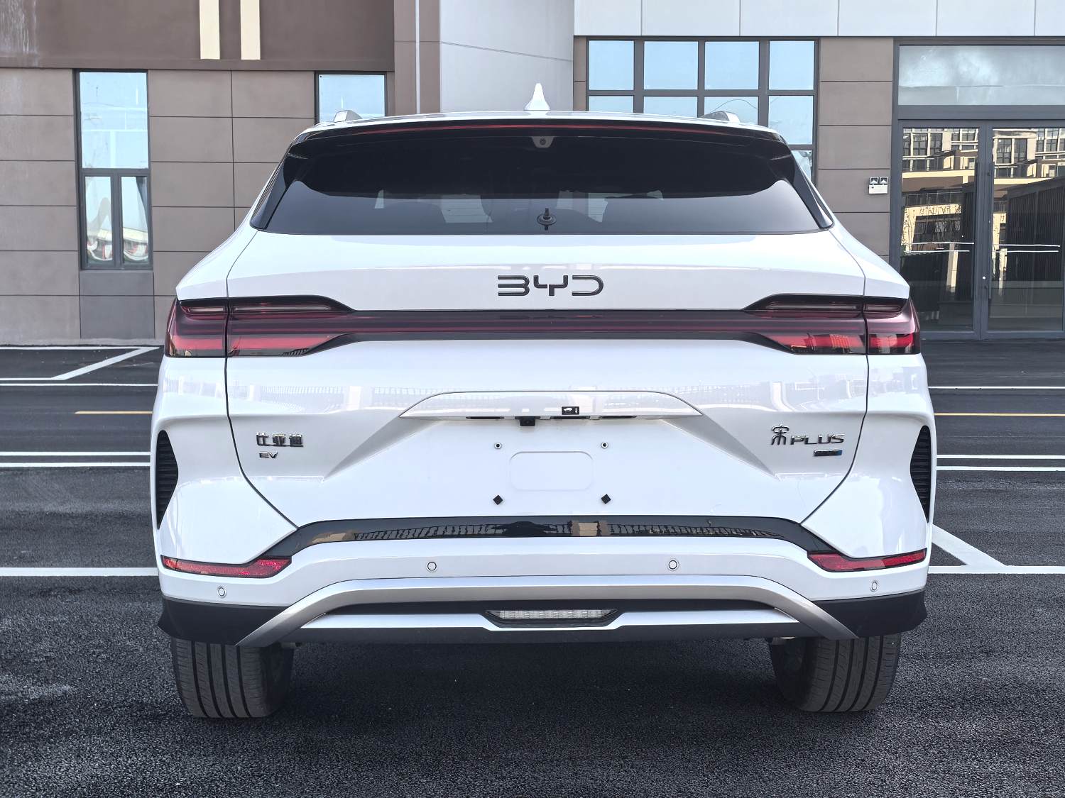 宋 PLUS New Energy Model Year Electric Vehicle 智驾版 520km Premium