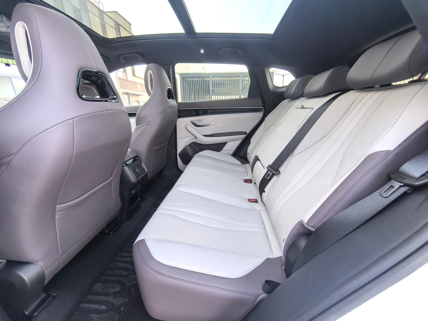 宋 PLUS New Energy Model Year Electric Vehicle 智驾版 520km Premium