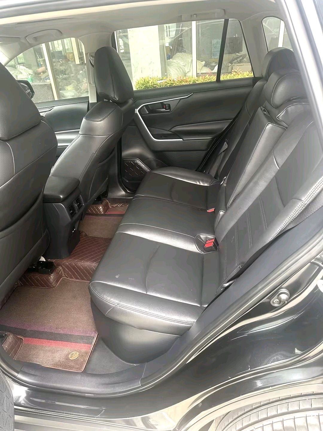 Toyota RAV 4 Hybrid 2.5L E CVT 2WDElite