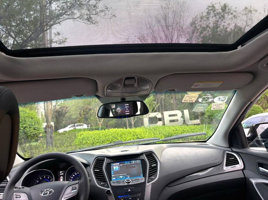 胜达 Model Year 2.4L 自动两驱智能型