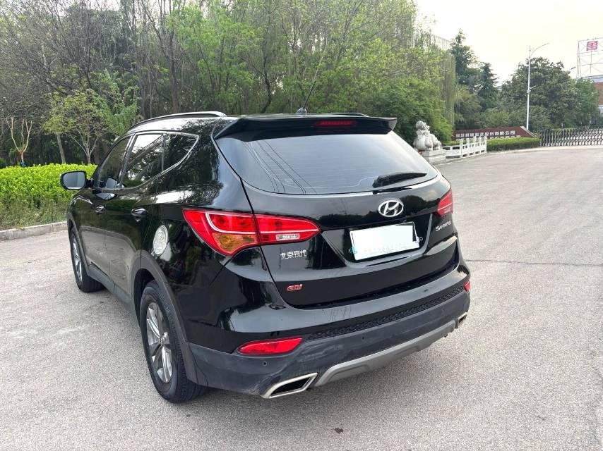胜达 Model Year 2.4L 自动两驱智能型