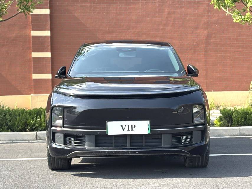 Li Auto L (Liter) 8 Pro