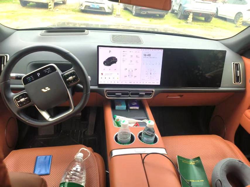 Li Auto L (Liter) 8 Air