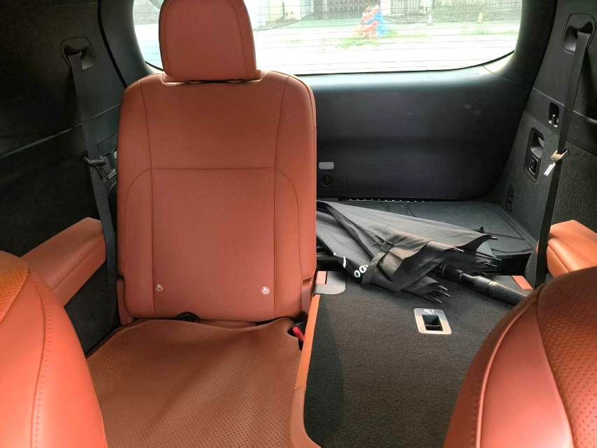 Li Auto L (Liter) 8 Air