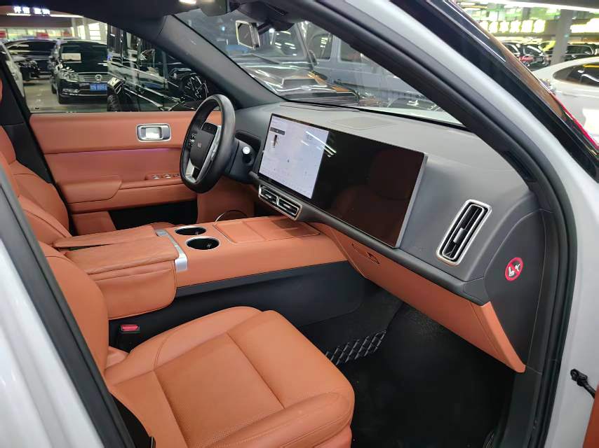 Li Auto L (Liter) 7 Max