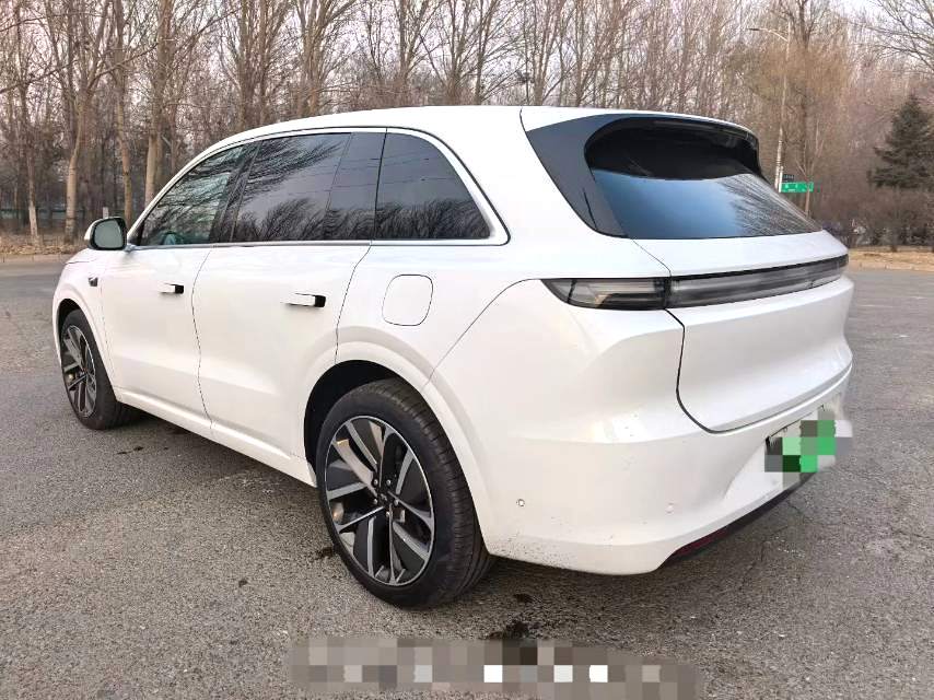 Li Auto L (литр) 6 Pro