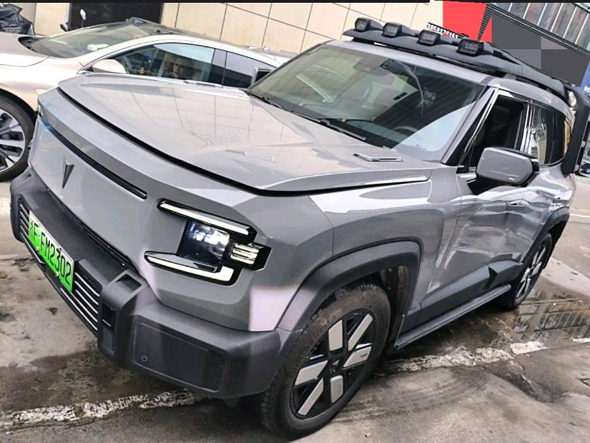 Deepal G 318 4WD