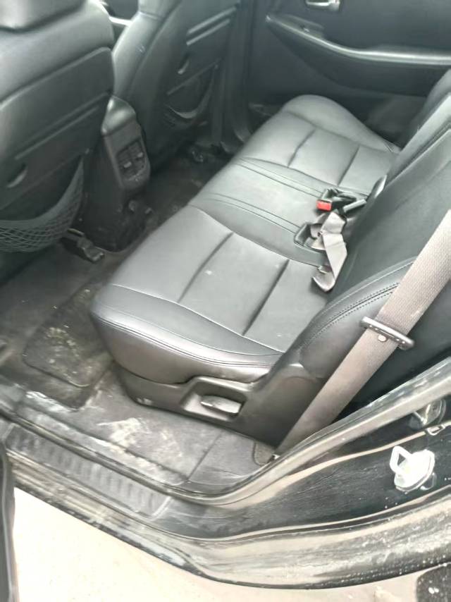 Kia 2.0L 5 Automatic IV