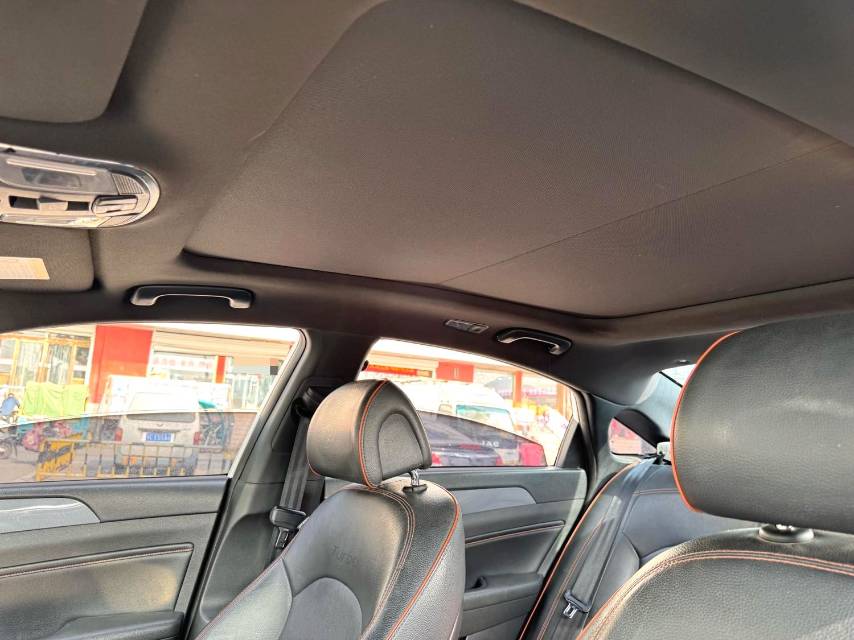 Hyundai 1.6T GLX Advanced