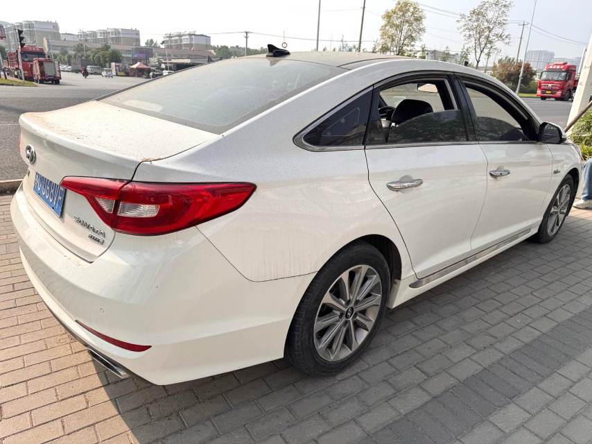 Hyundai 1.6T GLX Advanced