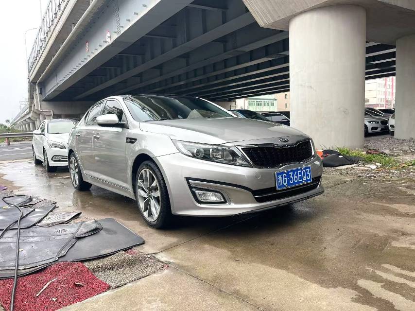 Kia K 5 2.0L Automatic LUXURY