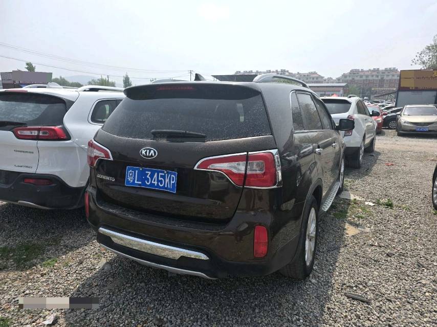 Kia L (литр) 2,4 л, бензин, полный привод, топовая комплектация, 7 мест, IV