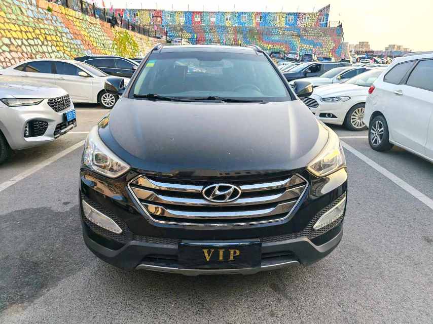 Hyundai Santa Fe 2.4L Automatic2WD
