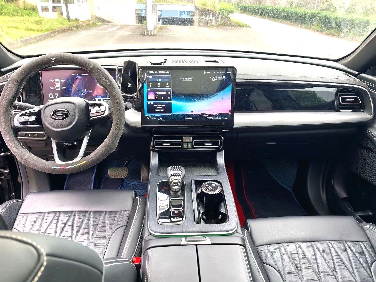 GAC Trumpchi GS 8 2.0TGDI 2WDLuxury 5 Seats