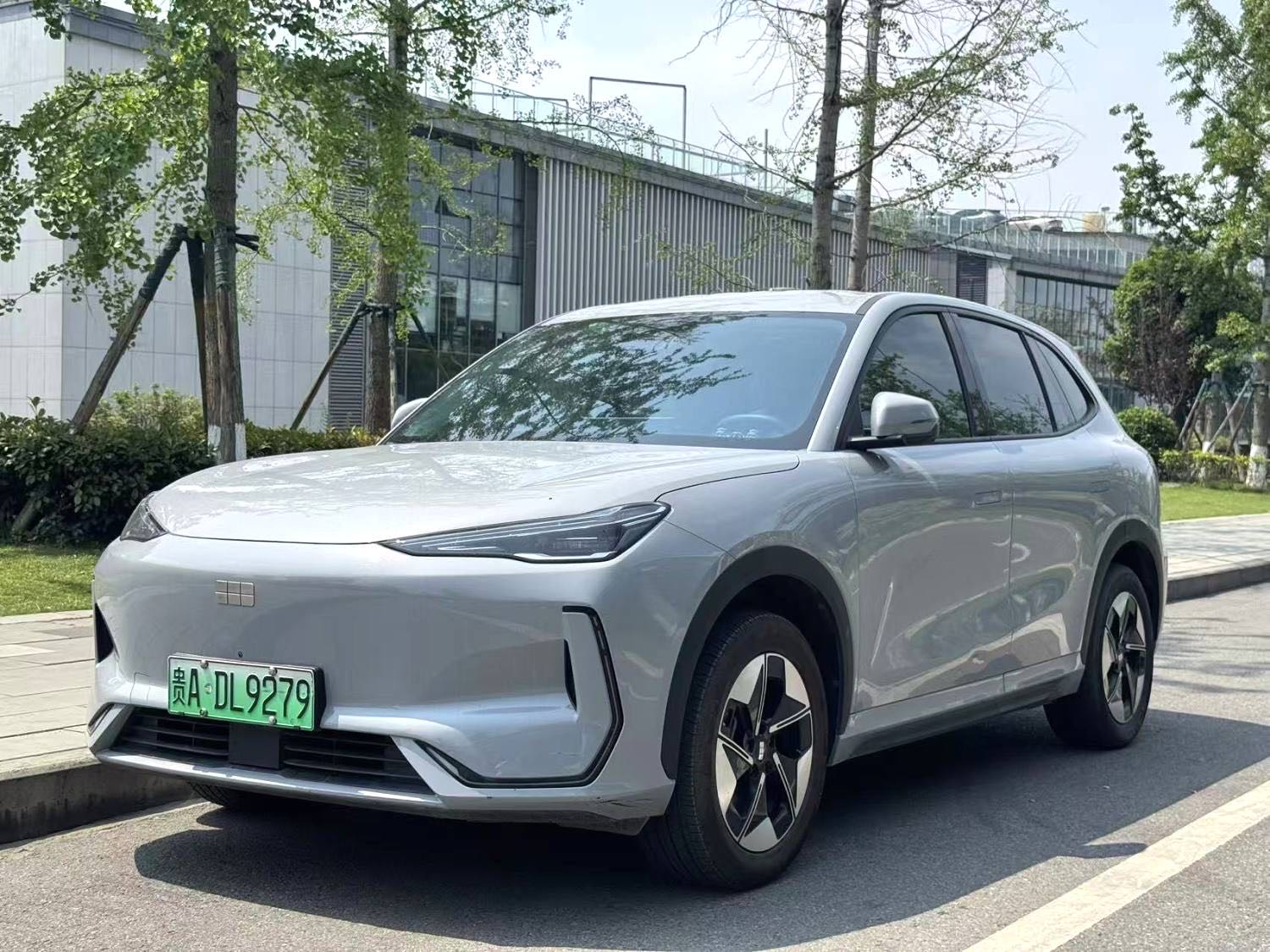 Geely Galaxy E 5 530km