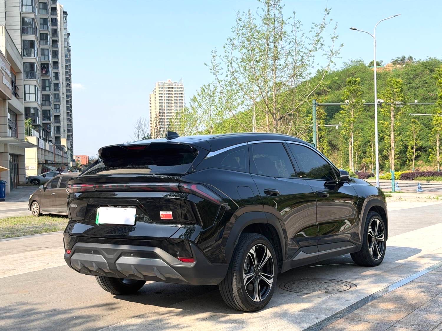 Geely Galaxy L (литр) 7 1.5T 115 км PLUS