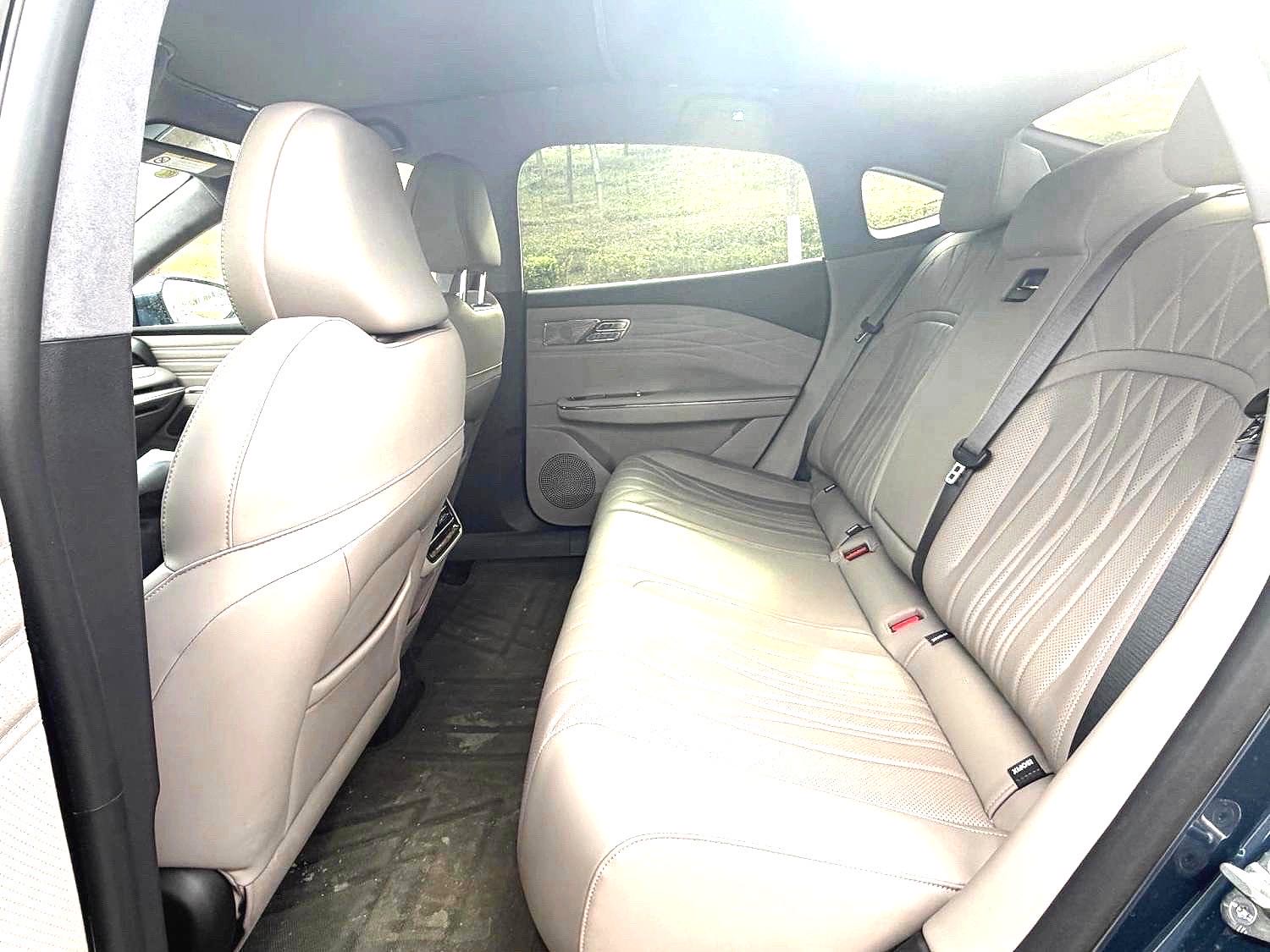 Geely Galaxy 8, 130 км, электродвигатель