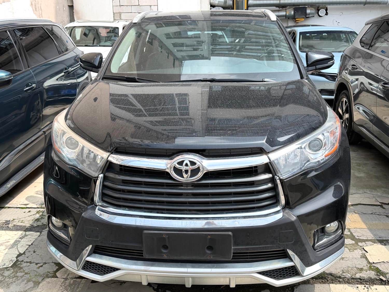 Toyota Highlander 2.0T 4WD Luxury, 7 мест