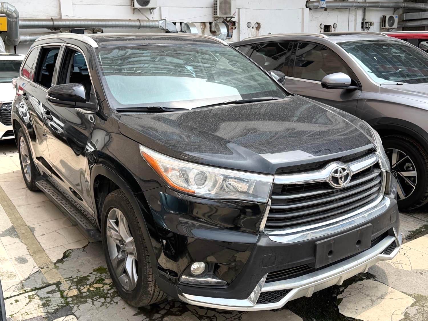 Toyota Highlander 2.0T 4WD Luxury, 7 мест