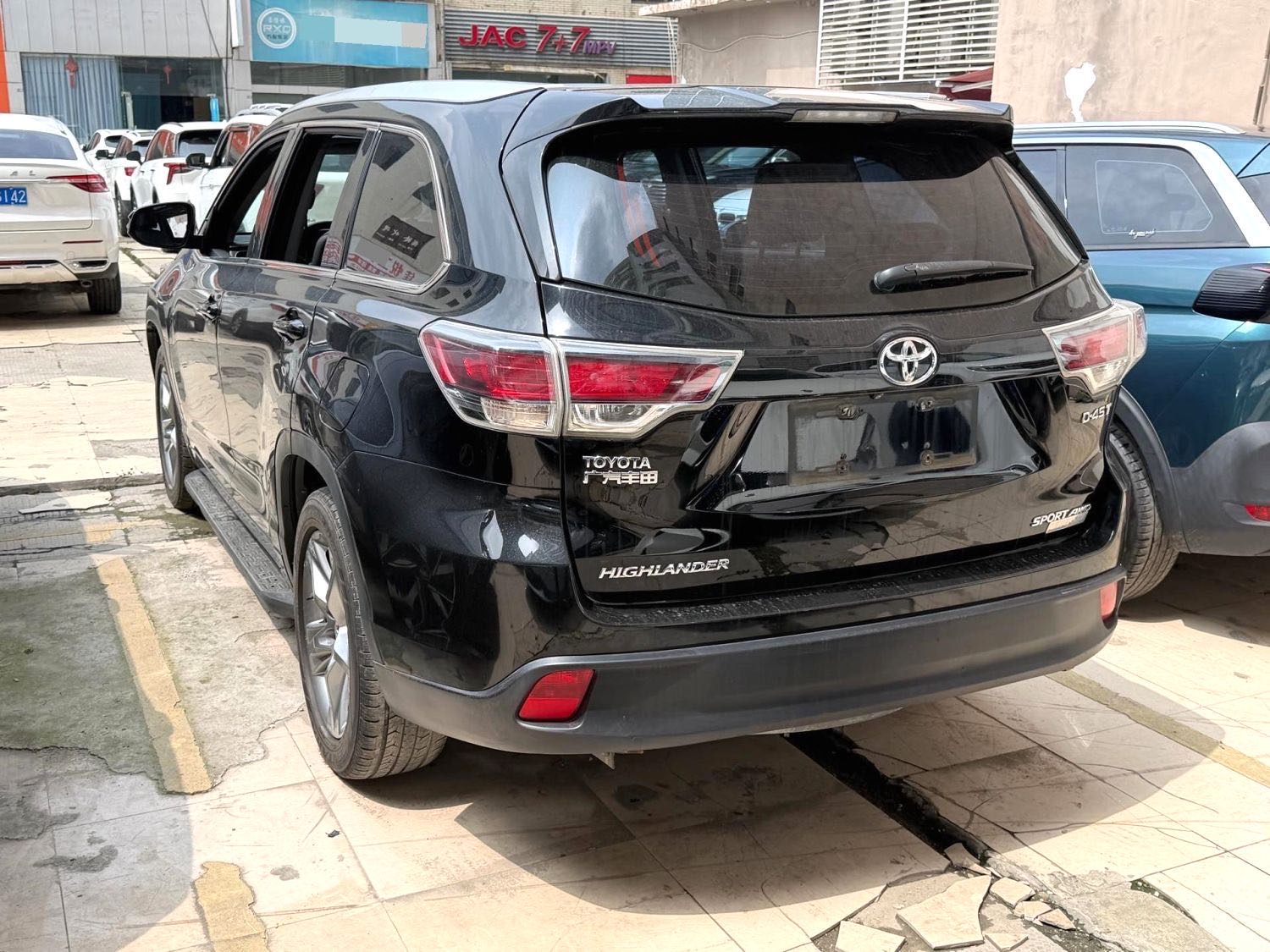 Toyota Highlander 2.0T 4WD Luxury, 7 мест