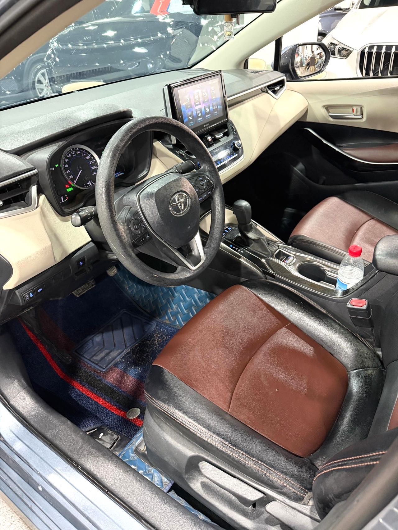 Toyota Corolla Hybrid 1.8L E CVT Flagship