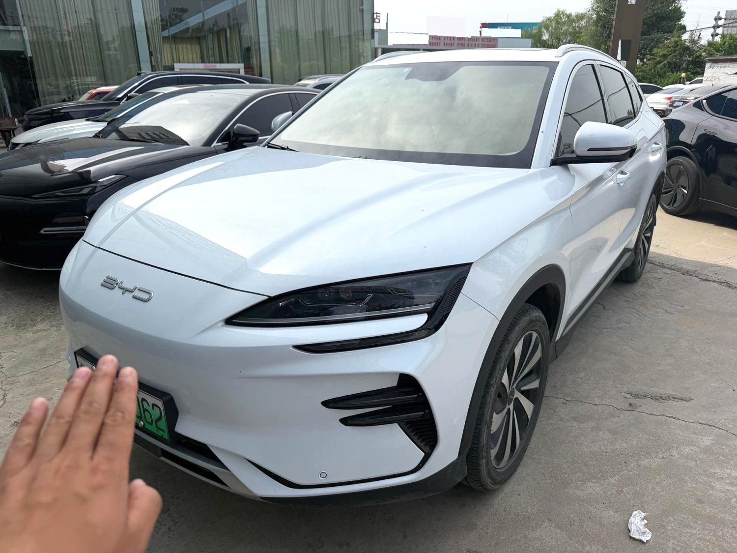 BYD PLUS New Energy Electric Vehicle 520km Luxury
