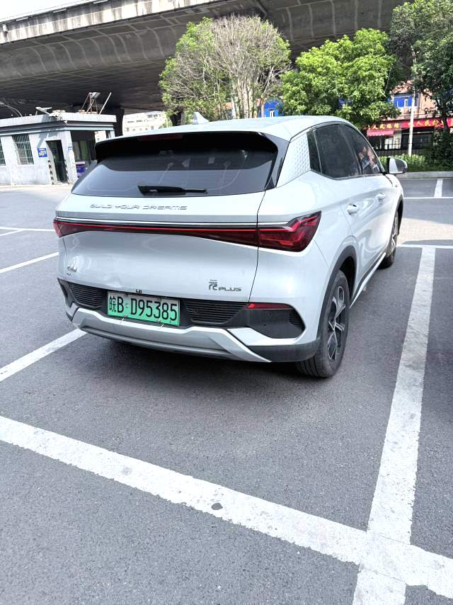 元 PLUS Model Year 荣耀版 510KM Advanced