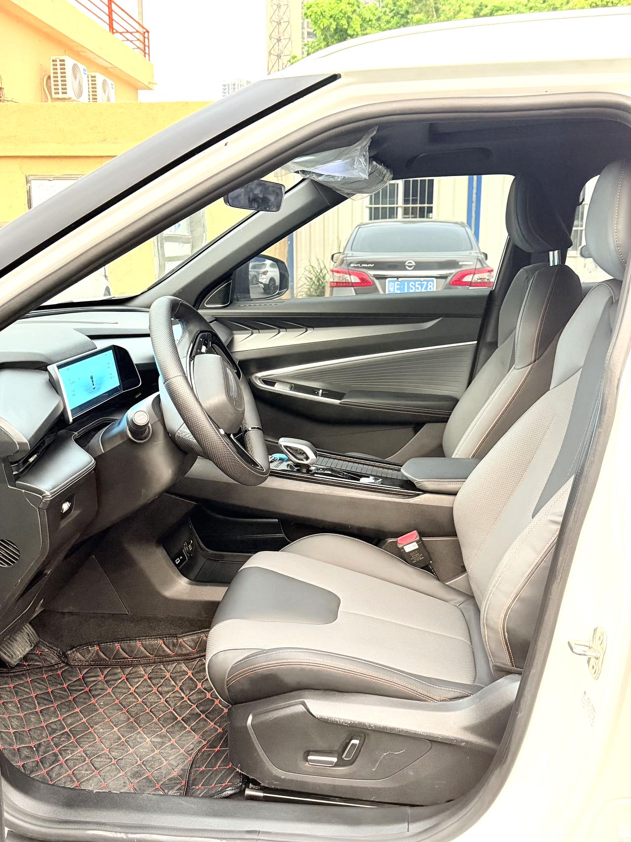 Geely L (Liter) 1.5TD DCT Luxury