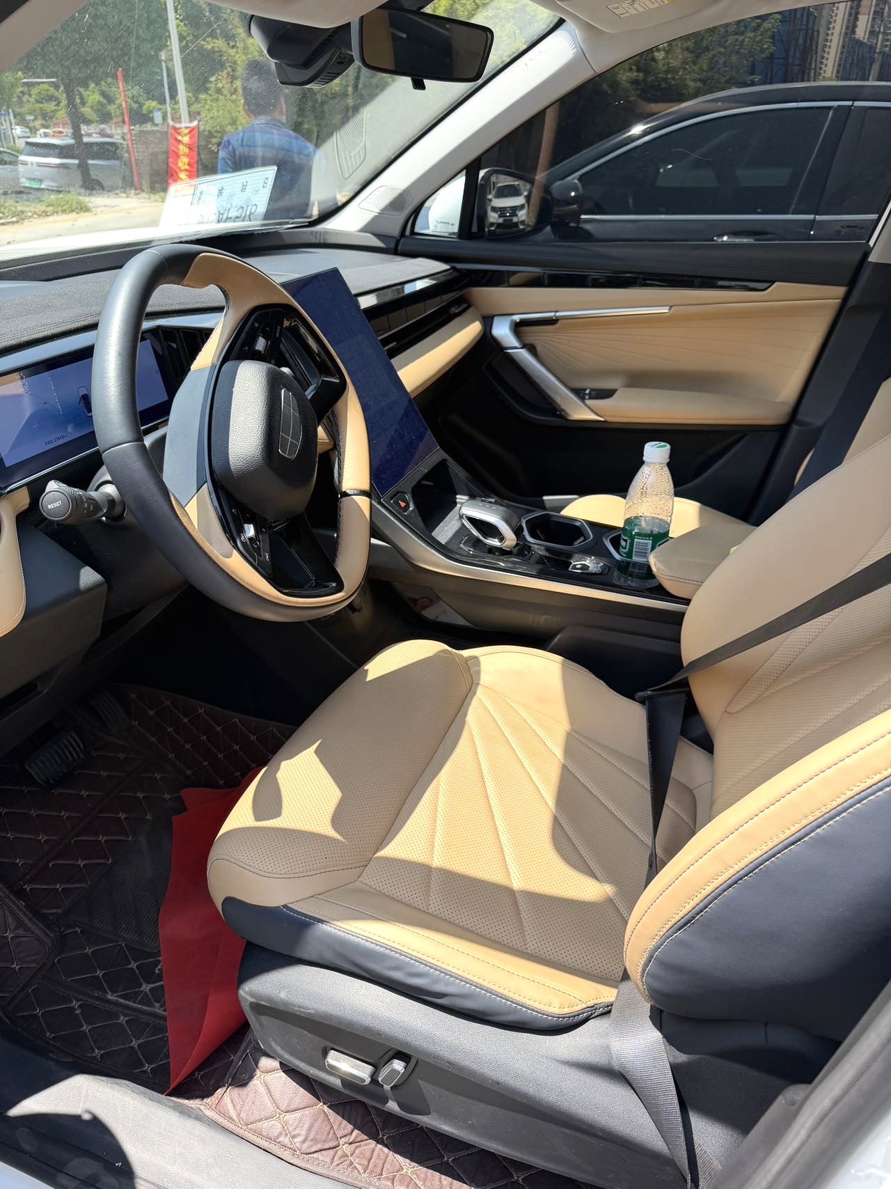 博越 L (Liter) Model Year 1.5TD DCT Premium