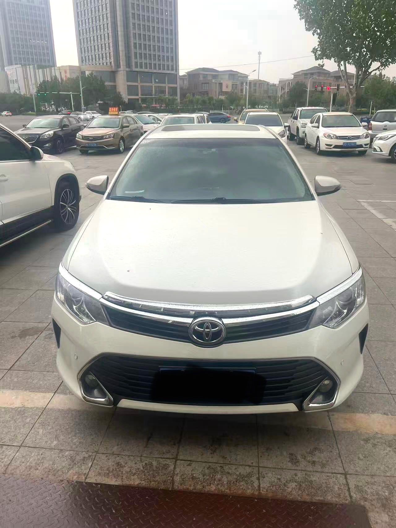 Toyota Camry 2.0E Elite