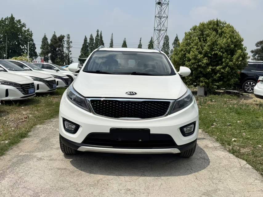 Kia Sportage 2,0 л, АКПП, передний привод, GL