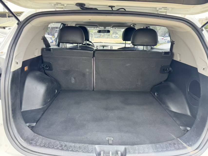 Kia Sportage 2,0 л, АКПП, передний привод, GL