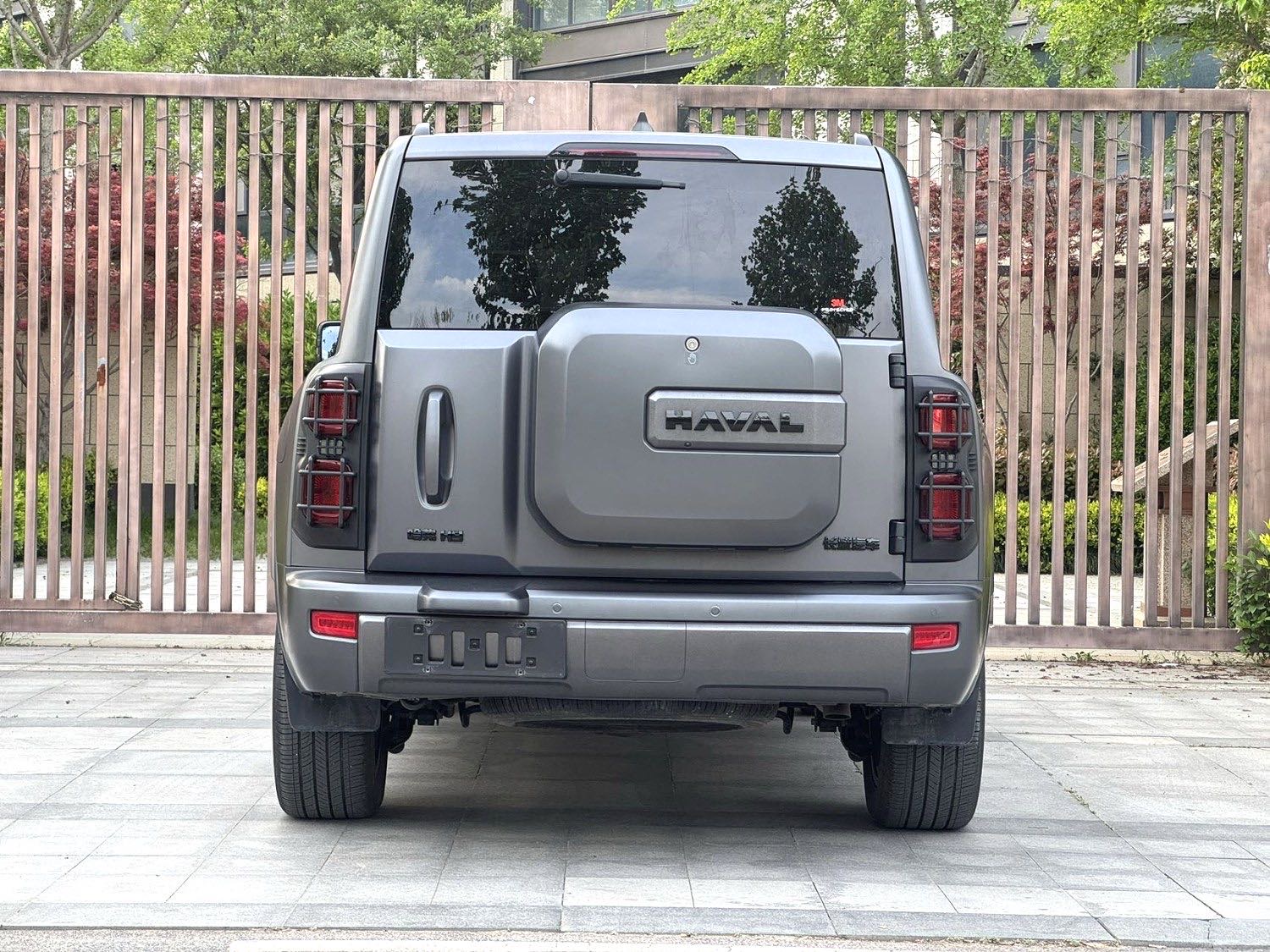 哈弗 H 9 Model Year 2.0T 汽油四驱极境版