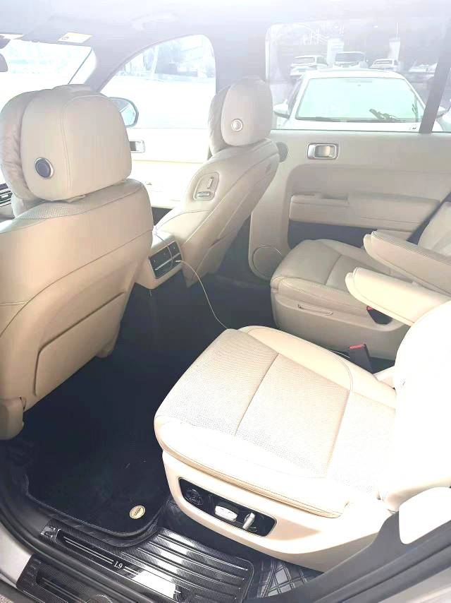 Li Auto L (Liter) 9 Ultra
