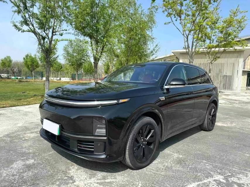 Li Auto L (Liter) 7 Pro