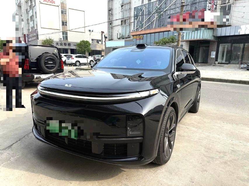 Li Auto L (Liter) 7 Ultra