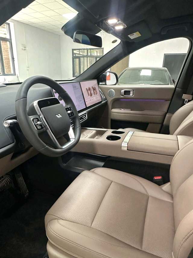 Li Auto L (Liter) 6 Max