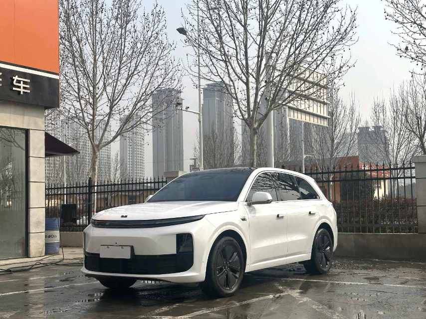 Li Auto L (Liter) 6 Pro