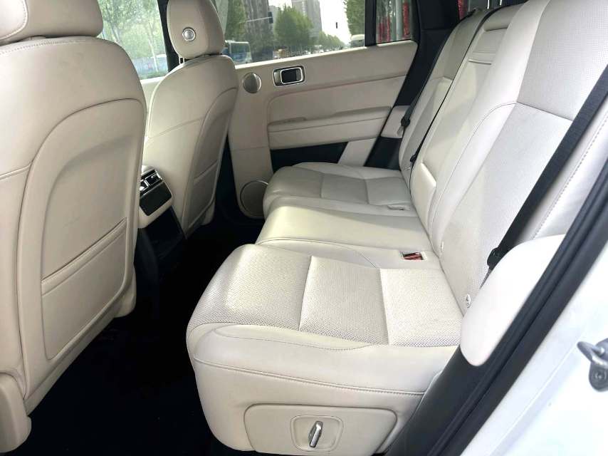 Li Auto L (Liter) 6 Pro