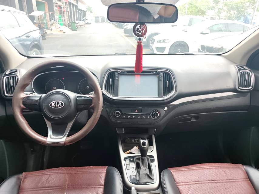 Kia KX 3 1,6 л, автомат, 2WD, DLX