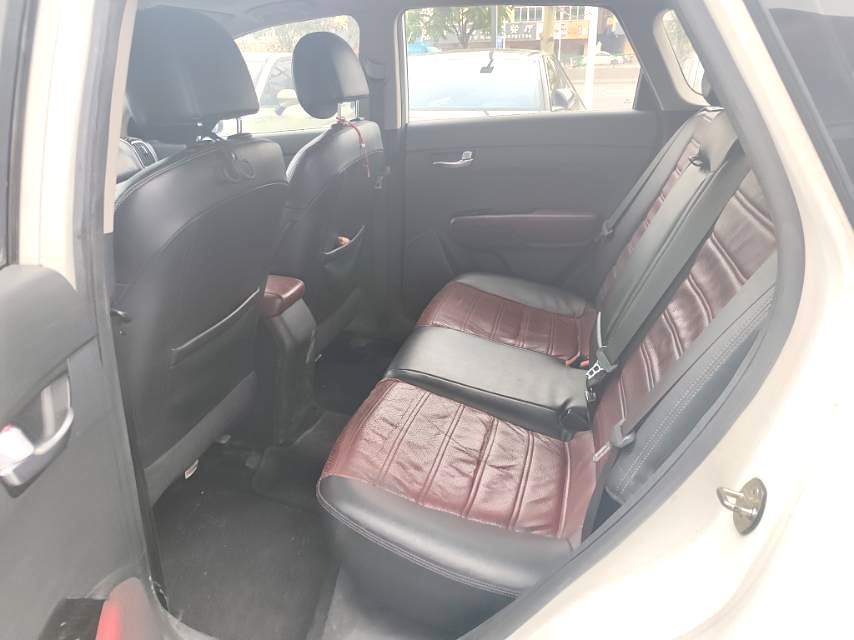 Kia KX 3 1,6 л, автомат, 2WD, DLX