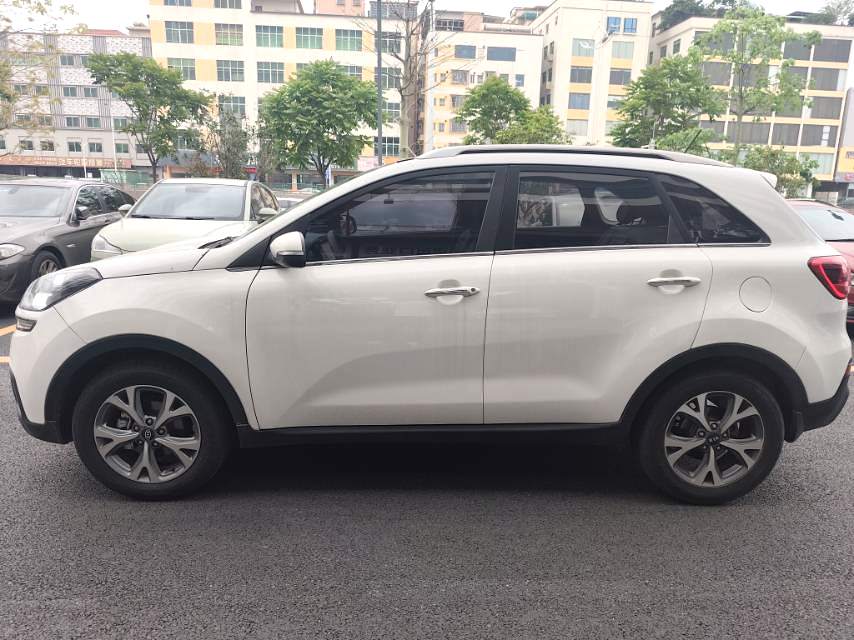 Kia KX 3 1,6 л, автомат, 2WD, DLX