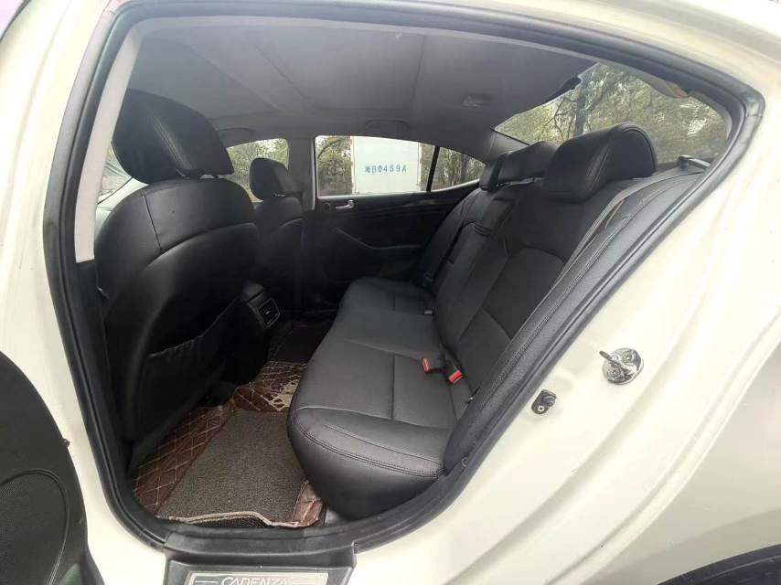 Kia 2,4 л V